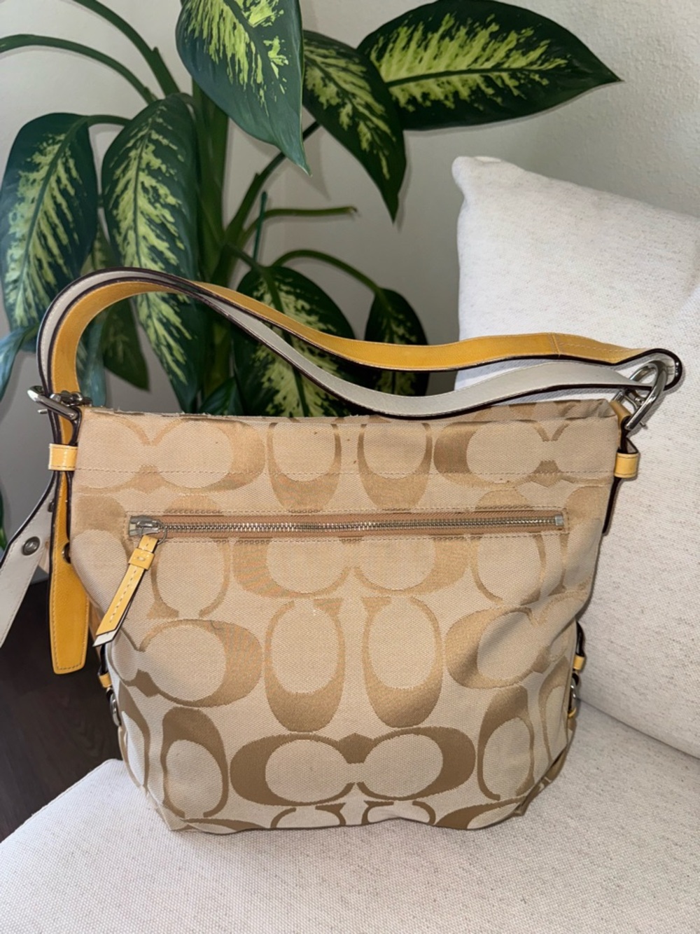 Coach Y2K Carly Signature Hobo Tan Yellow Shoulder Handbag Purse #F15067 Vintage - Picture 3 of 17